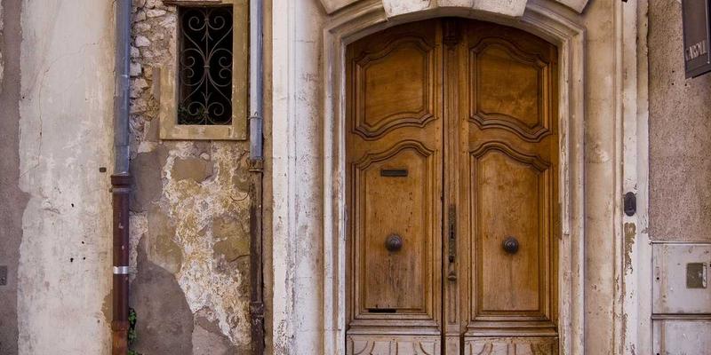 果蔬电商如何破局？10鲜与本地农场直供模式：守护小众特色食材的新鲜与独特风味